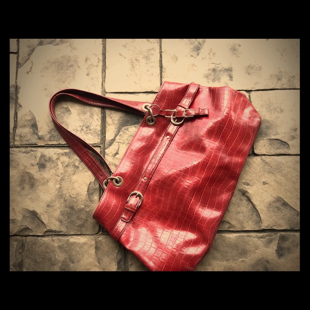 Worthington Red Large Carry All Bag